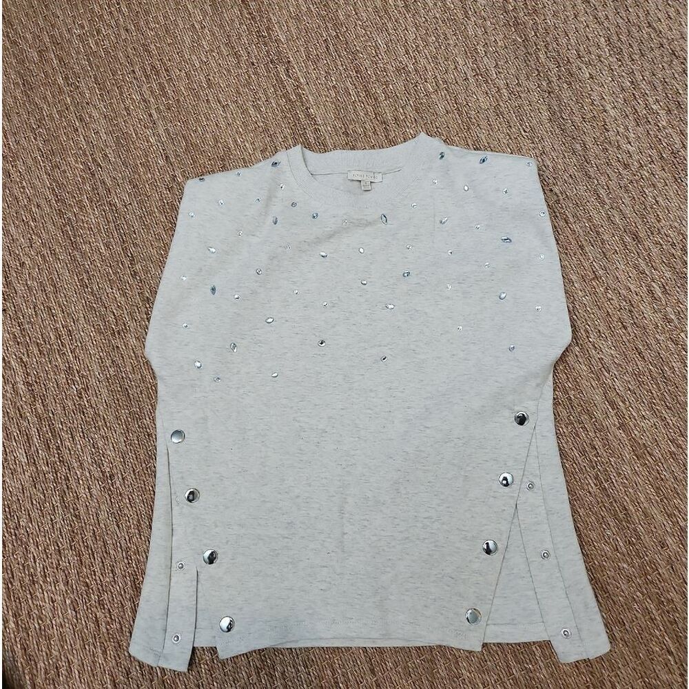 Flying Tomato Light Gray Top with Rhinestone Studs Size S Nwot